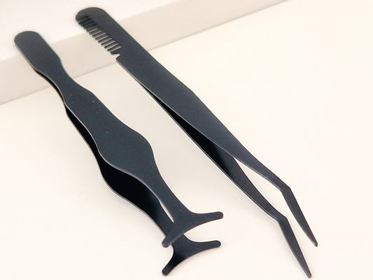 Eyelash tweezers set