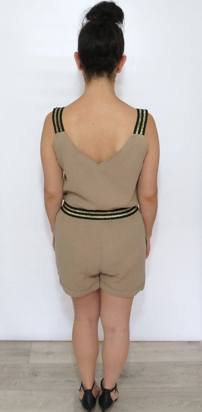 Sara - Camel top and shorts set